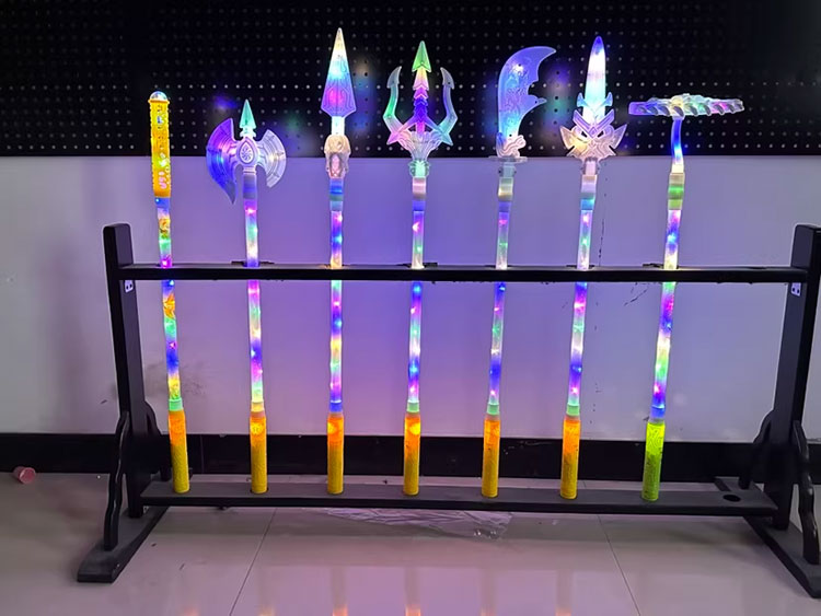 Glowing weapon toy